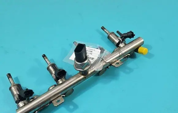 Fuel injector
