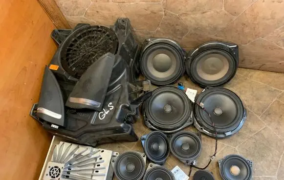 Mercedes-Benz GLS X166 Audio system kit A1669004719 A1669017201
