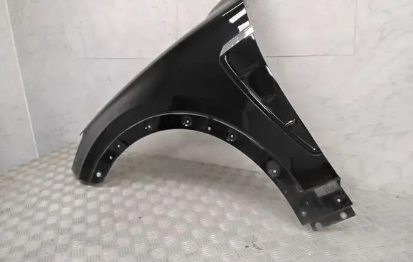 MG Marvel R Fender 10258523
