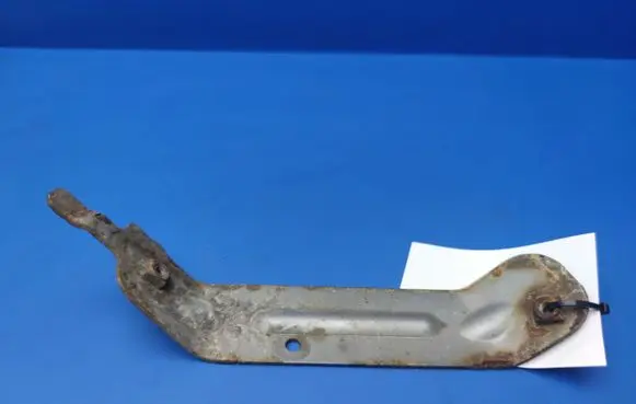Jaguar XF Fender mounting bracket