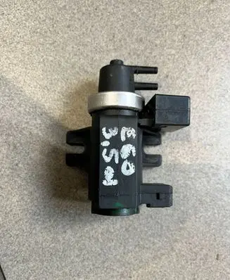 BMW 5 E60 E61 Turbo solenoid valve braknumeruczci