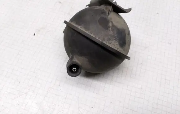 Volkswagen Bora Vacuum air tank 038103811 054129808