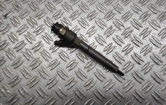 Mercedes-Benz B W245 Fuel injector A6400700787
