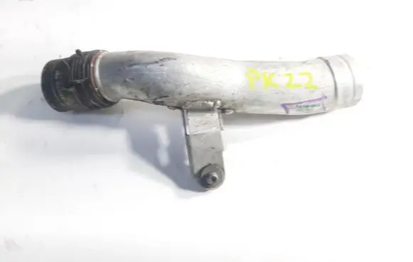Audi Q7 4L Air intake hose/pipe 7L8129654A