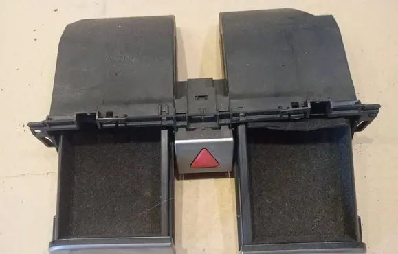 Volkswagen PASSAT B6 Panel drawer/shelf pad 3C0858407