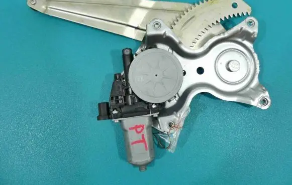 Suzuki Swift II Rear door window regulator with motor 8356063J01 IMPRK792840