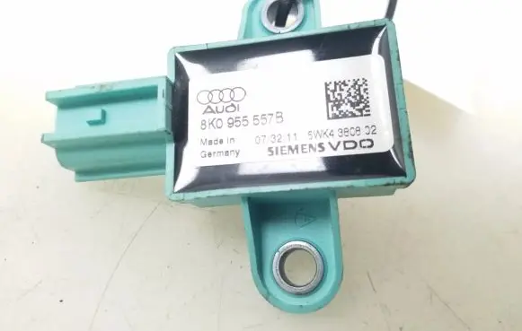 Audi A5 8T 8F Airbag deployment crash/impact sensor 8K0955557B