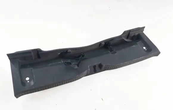 Toyota Auris 150 Trunk/boot sill cover protection 