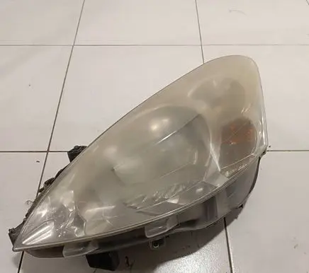 Peugeot Partner Headlight/headlamp 57425743 57445745