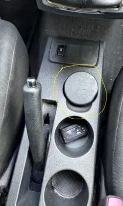 Toyota Corolla Verso AR10 Ashtray (front) 