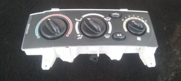 Renault Megane I Climate control unit 100820