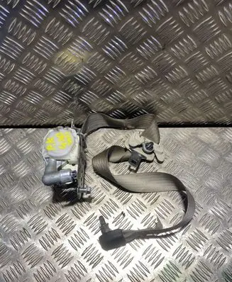 Subaru Outback Front seatbelt
