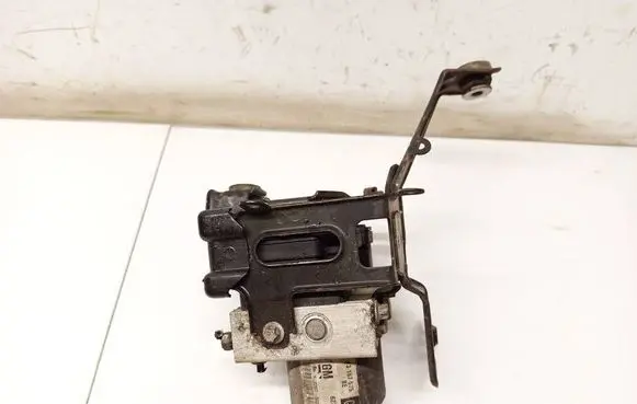 Opel Astra H ABS Pump 13157575