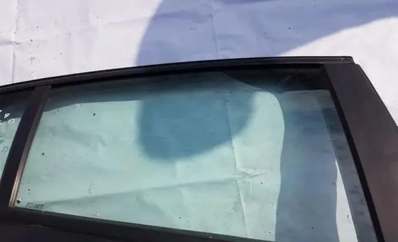 Fiat Bravo Rear door window glass