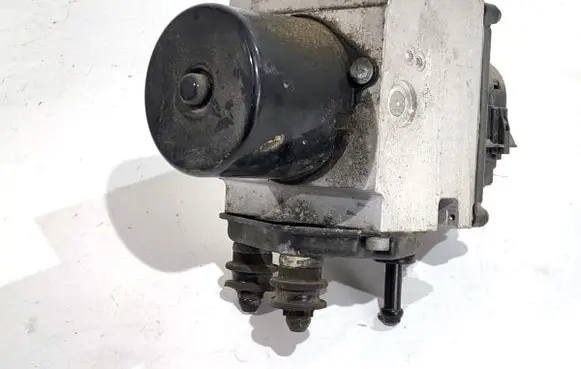 Volkswagen PASSAT B6 ABS Pump 3C0614095M