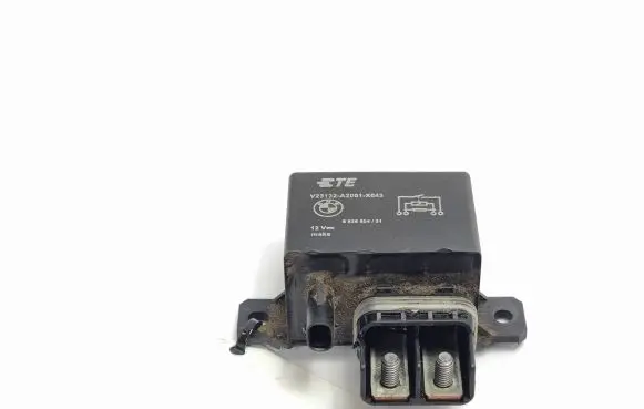 BMW X4M F98 Coolant fan relay 6836504WENTYLATORA