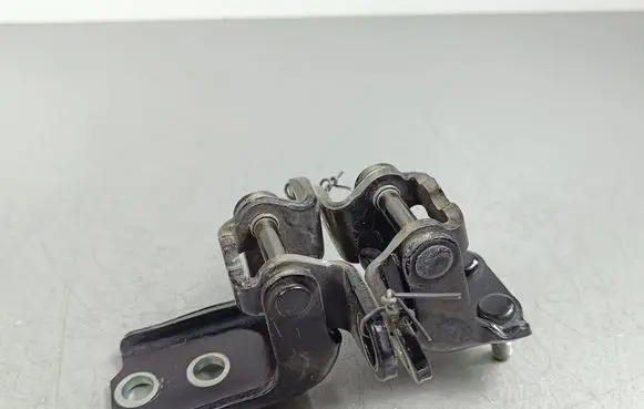 Mitsubishi Eclipse Cross Rear door hinge set 