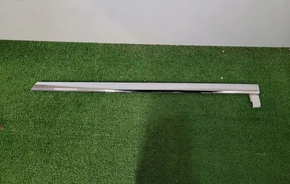 Volkswagen PASSAT B8 Trim molding 3G0853333A
