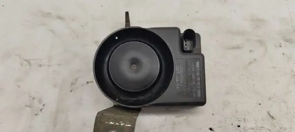 Audi A6 S6 C6 4F Alarm system siren 1K0951605C