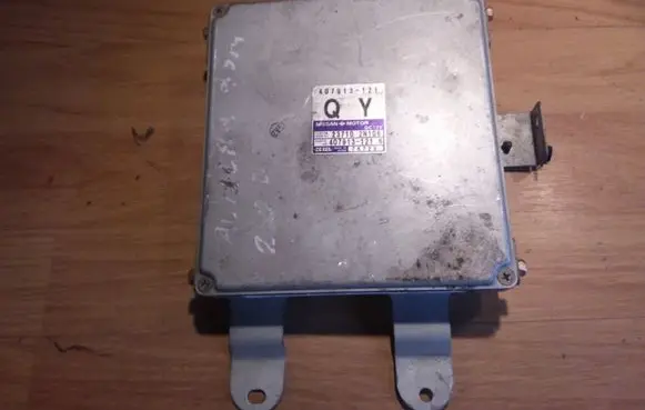 Nissan Almera Engine control unit/module 407913121 76728