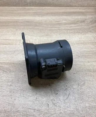 Audi A6 S6 C4 4A Mass air flow meter A2C59512900