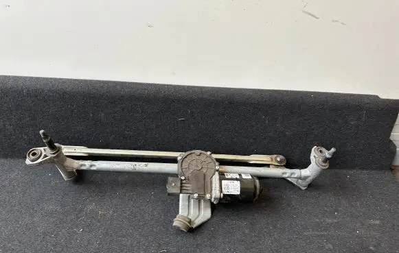 Volkswagen T-Roc Front wiper linkage and motor 2GA955113A 2GA955023B