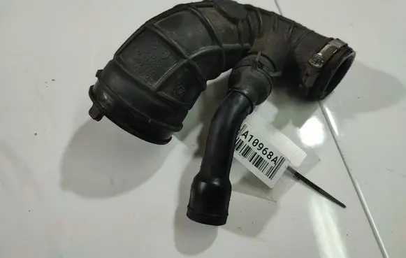 Ford Fiesta Air intake hose/pipe 988000720