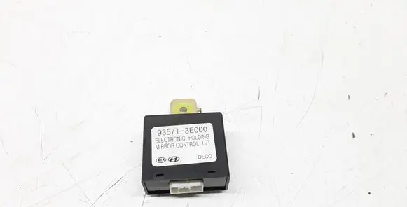 KIA Sorento Wing mirror control module 935713E000