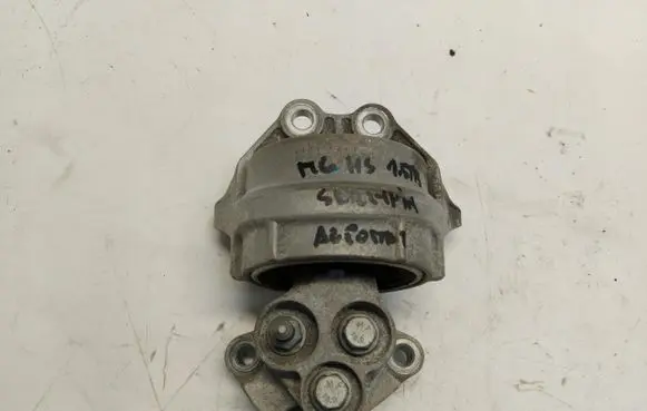 Gearbox mounting bracket