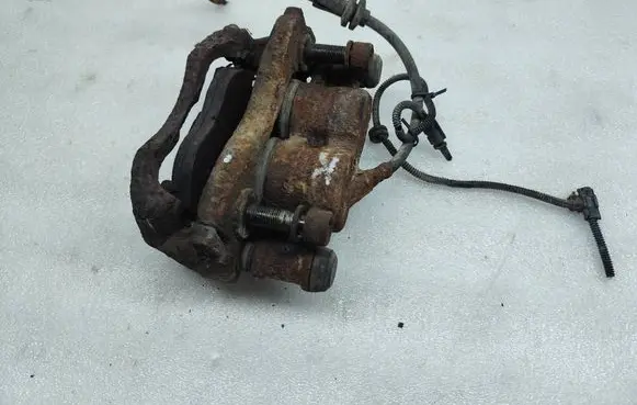 Fiat Ducato Front brake caliper