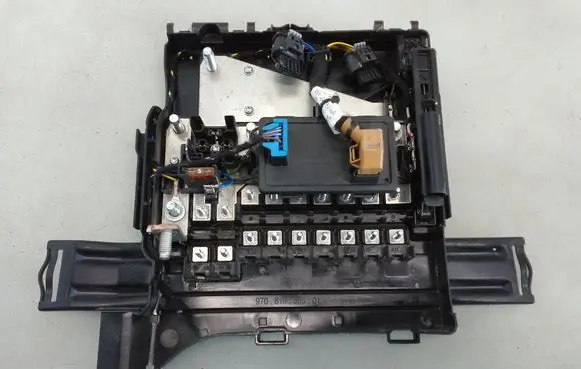 Porsche Panamera (970) Battery control module 97061807501