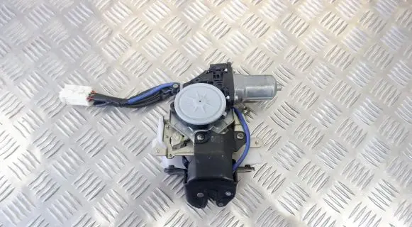 Loading door lock