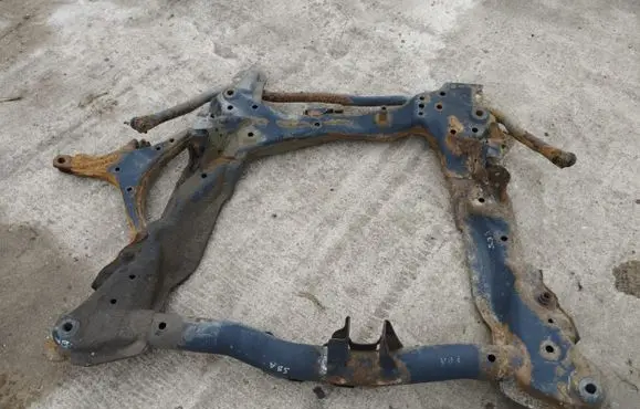 Honda CR-V Front subframe