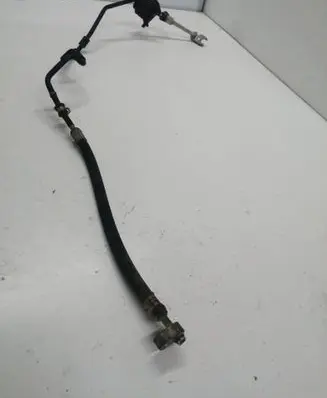 Volkswagen PASSAT B5 Air conditioning (A/C) pipe/hose