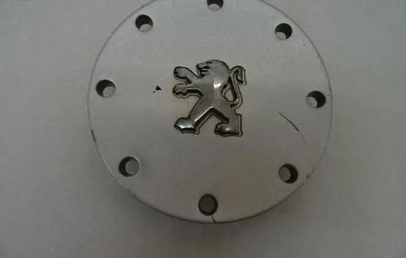 Peugeot 807 R13 wheel hub/cap/trim 1484515077