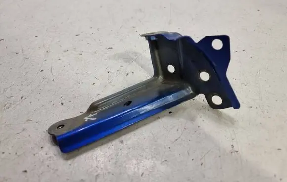 Toyota C-HR I Fender mounting bracket 