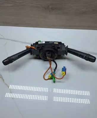 Volvo V70 Wiper control stalk 30658614