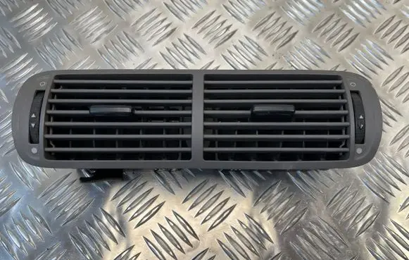 Audi A3 S3 8L Dash center air vent grill 8L0820951