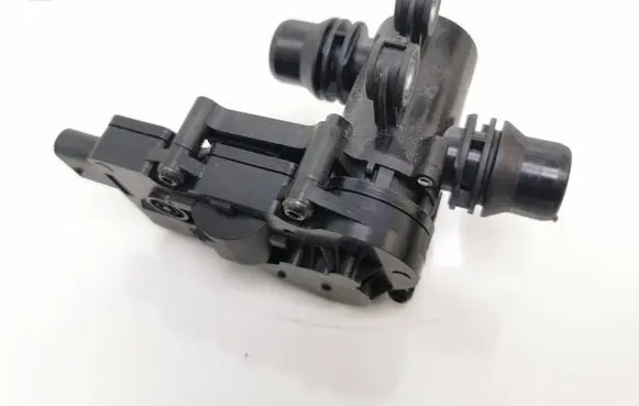 Mercedes-Benz EQC Engine coolant pipe/hose A0005061300 10005061300 2031603854