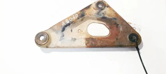 Opel Zafira B Engine mounting bracket