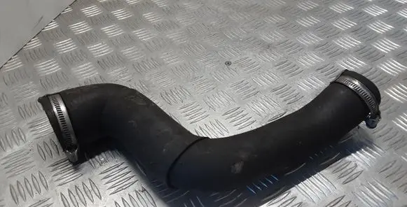 Intercooler hose/pipe