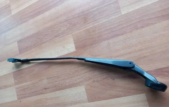 Citroen C4 II Picasso Windshield/front glass wiper blade 9676371180 1609428880 9837608780