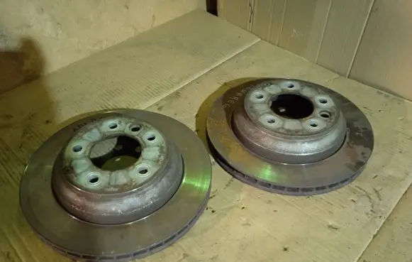 Volkswagen Touareg II Rear brake disc