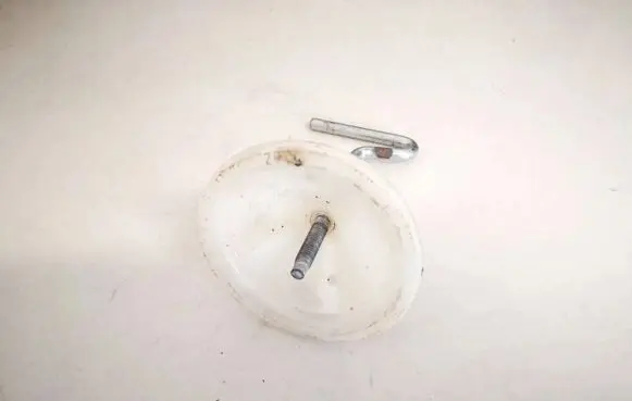 Volvo V50 Spare wheel bolt 91ab1424bb