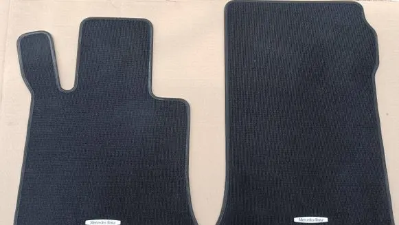 Mercedes-Benz GLK (X204) Car floor mat set A2046800948 A2046803604
