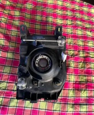 Mitsubishi Pajero Headlight/headlamp 020240