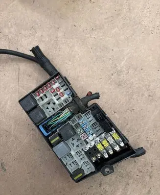 Ford Focus C-MAX Fuse box set 518804000 3M5T14A067BB