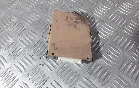 Toyota Prius (XW20) Gateway control module 8911147050 2324005290