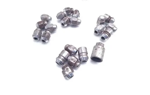 Hyundai Santa Fe Nuts/bolts 