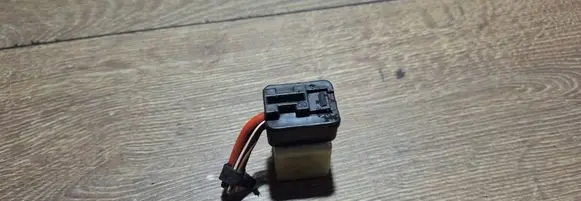 Mercedes-Benz C W202 Other relay 0015427819